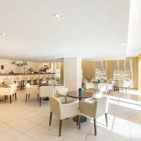 מלון Marriott Residences Salgados Resort, Algarve אלבופיירה