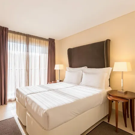 Marriott Residences Salgados Resort, Algarve מלון אלבופיירה