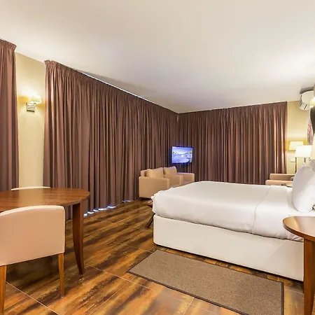 מלון Marriott Residences Salgados Resort, Algarve 4*