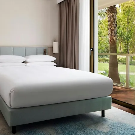 מלון Marriott Residences Salgados Resort, Algarve אלבופיירה
