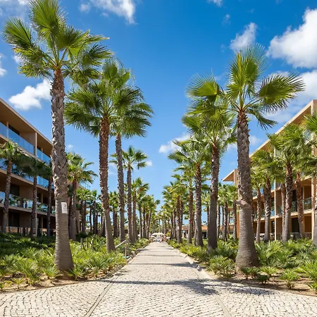 Отель Marriott Residences Salgados Resort, Algarve 4*